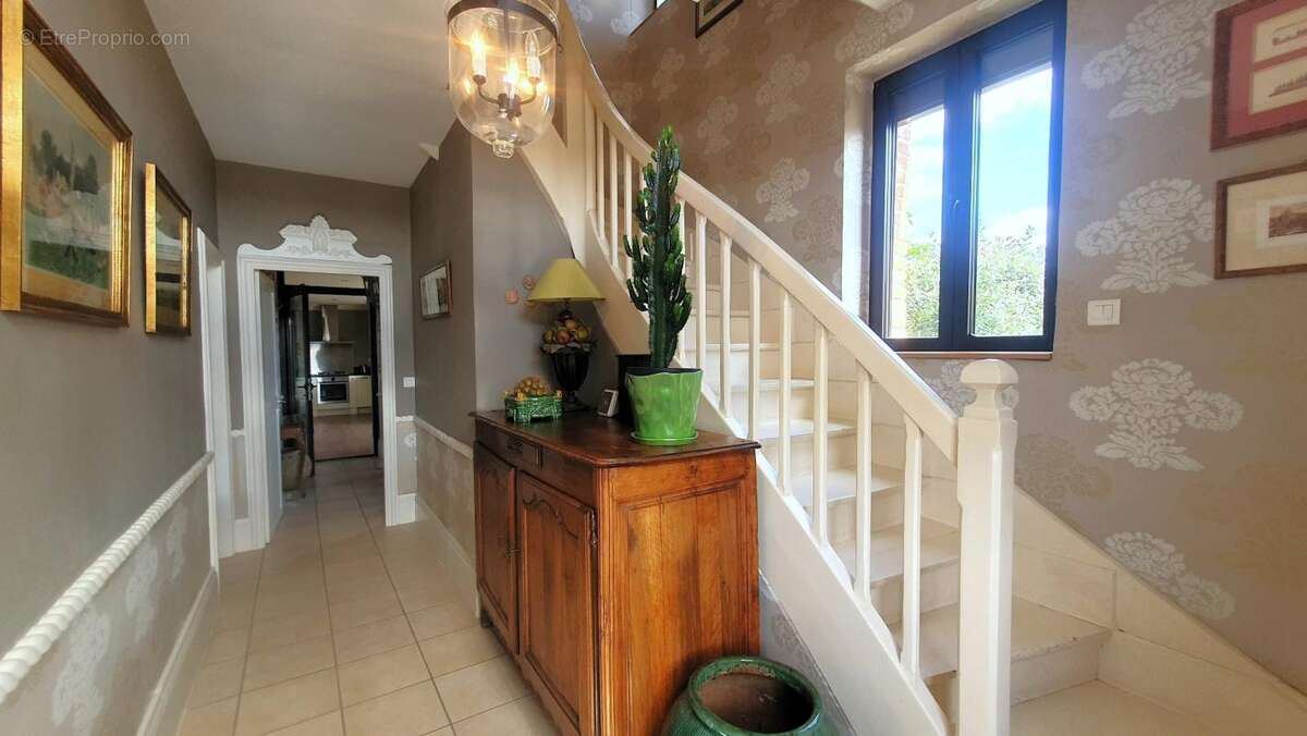 Maison à VILLEFRANCHE-DE-ROUERGUE