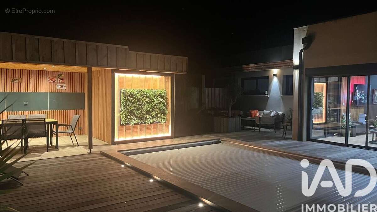 Photo 5 - Maison à VENDAYS-MONTALIVET