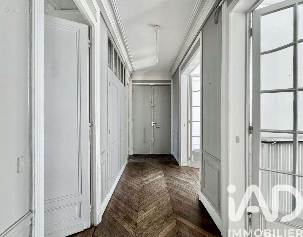 Photo 3 - Appartement à PARIS-17E