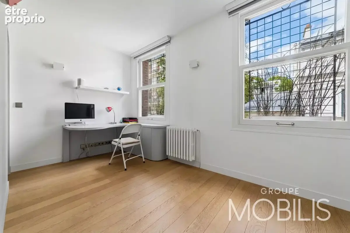 NEUILLY-SUR-SEINE - DUPLEX- 236m2-8 Pièces-5 Chambres- Jardin -3 Terrasses- Balcon - photo 20