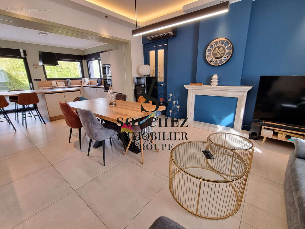 Maison 188 m² à Souchez  - photo 2