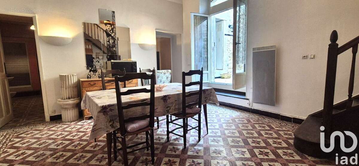 Photo 2 - Appartement à BAGNOLS-SUR-CEZE