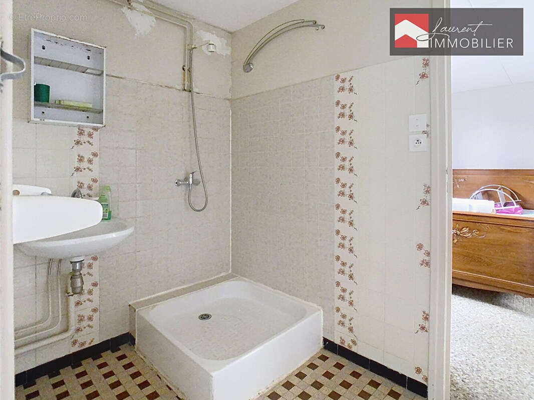 Maison à PONT-DE-VAUX