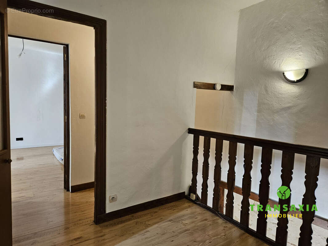 Maison 105 m² à Morizes  - photo 7