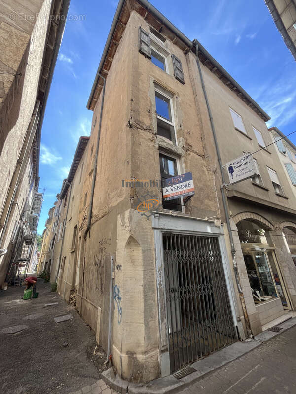 Appartement à SAINT-AFFRIQUE
