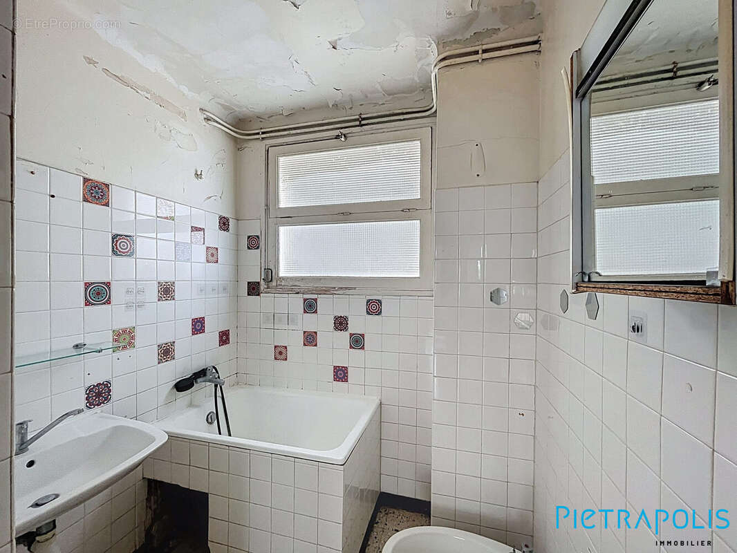 Appartement 66 m² à Sete  - photo 9