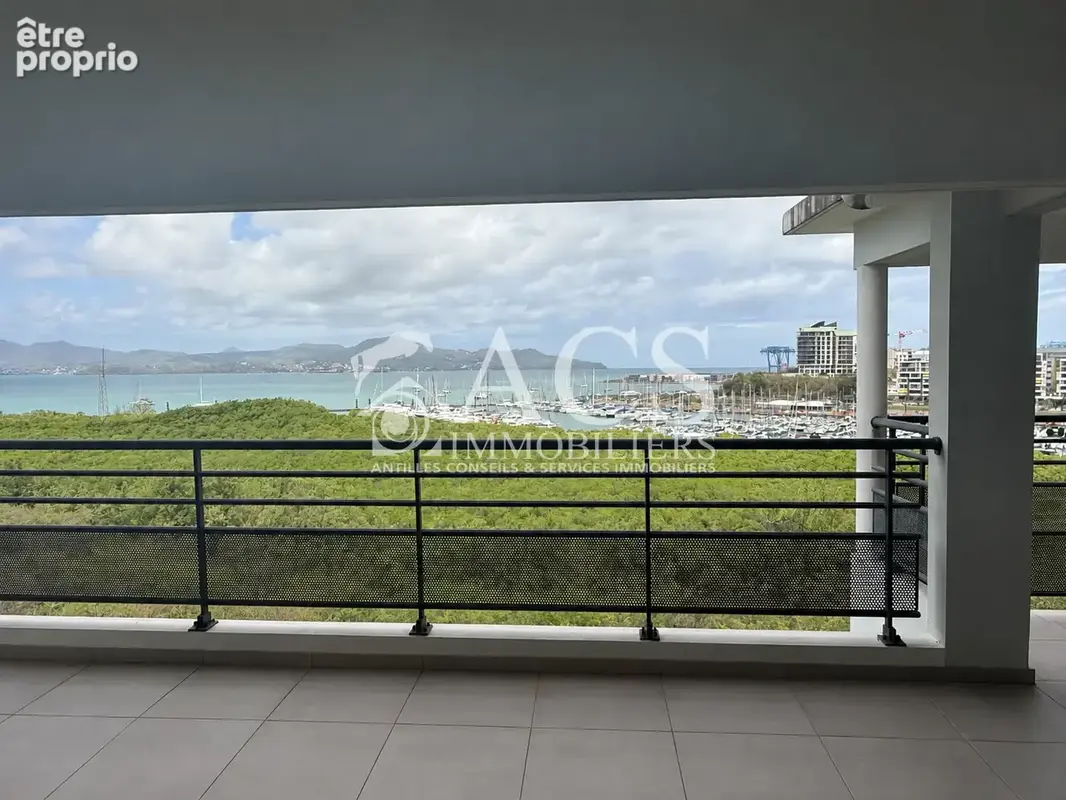 Appartement à FORT-DE-FRANCE