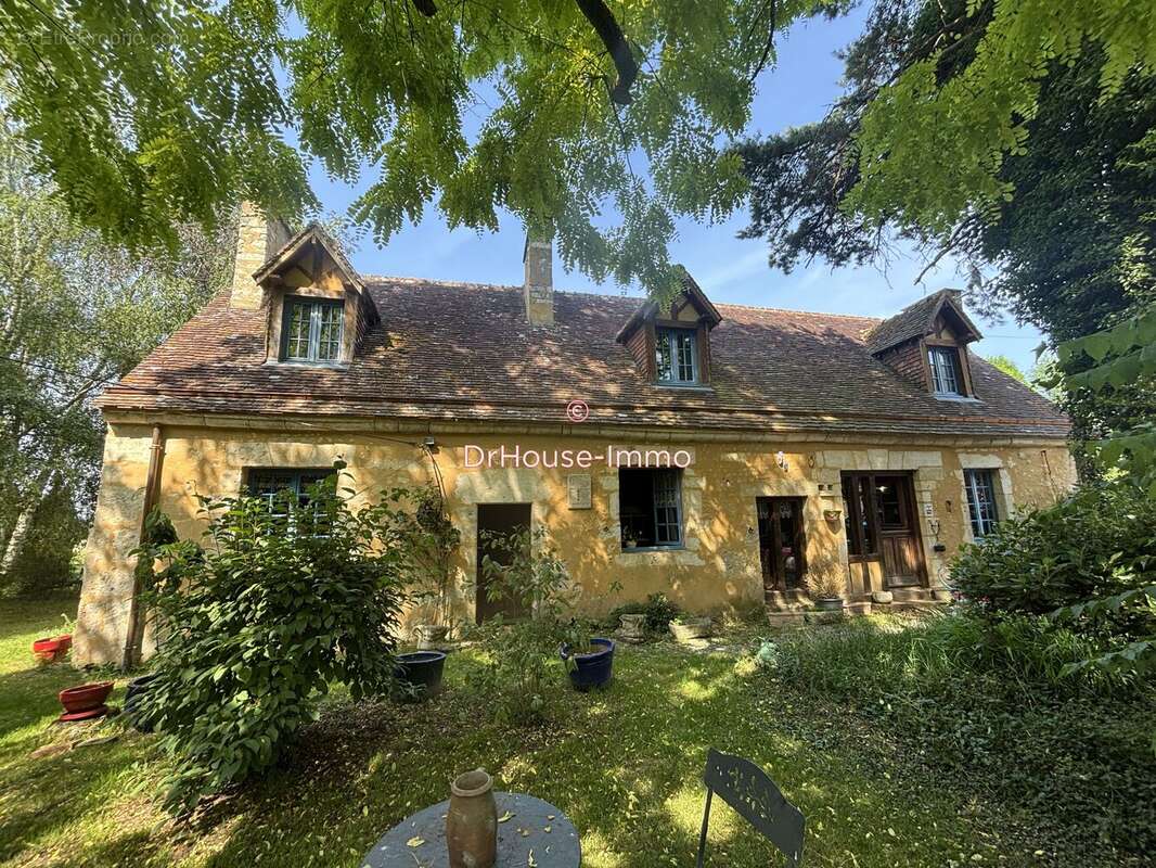 Maison à PREAUX-DU-PERCHE