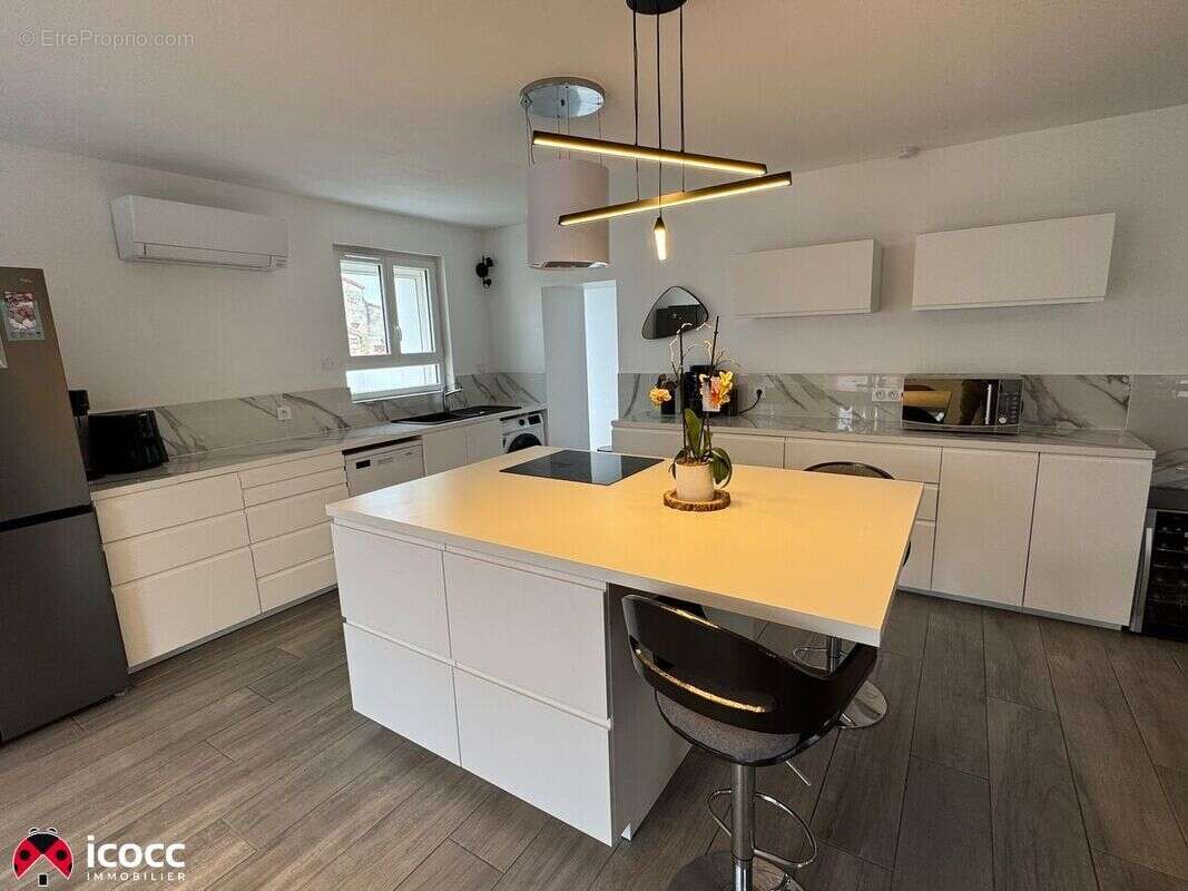 Maison à SAINT-CYR-EN-TALMONDAIS