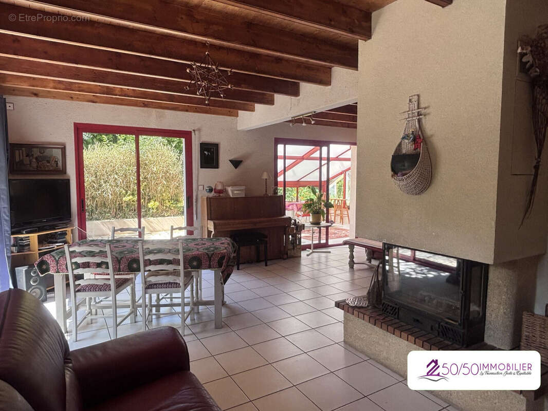 Maison 141 m² à Treflaouenan  - photo 6