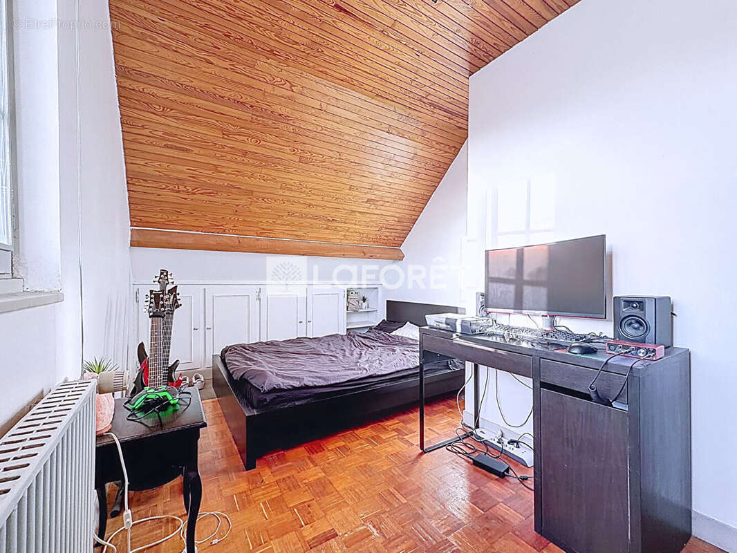 Maison à BARJOUVILLE