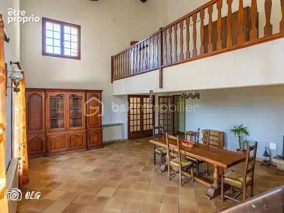 Belle villa de caractère en plein centre-ville de Juvignac - photo 3