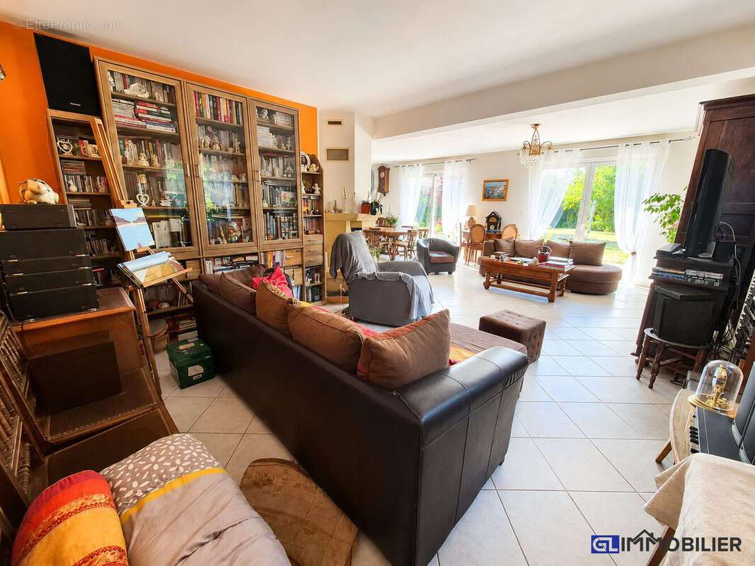 Maison 161 m² à Grainville-Langannerie  - photo 5