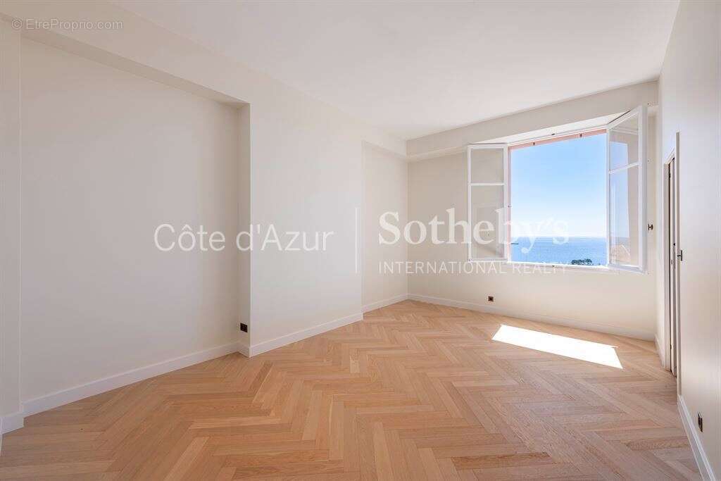 Appartement à BEAULIEU-SUR-MER
