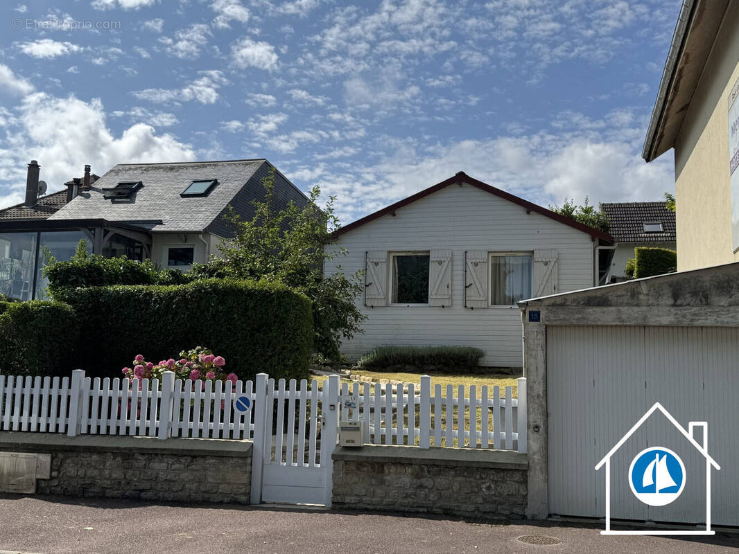 Maison à ARROMANCHES-LES-BAINS