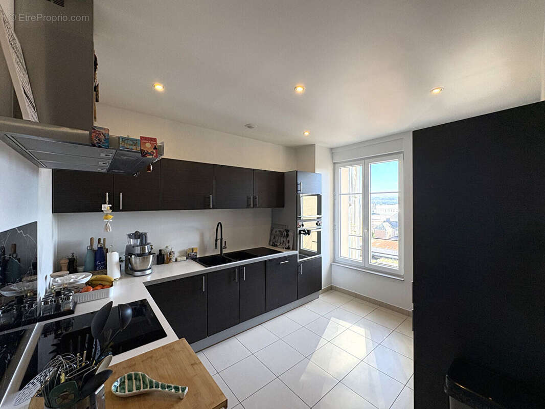 Appartement à CHARLEVILLE-MEZIERES
