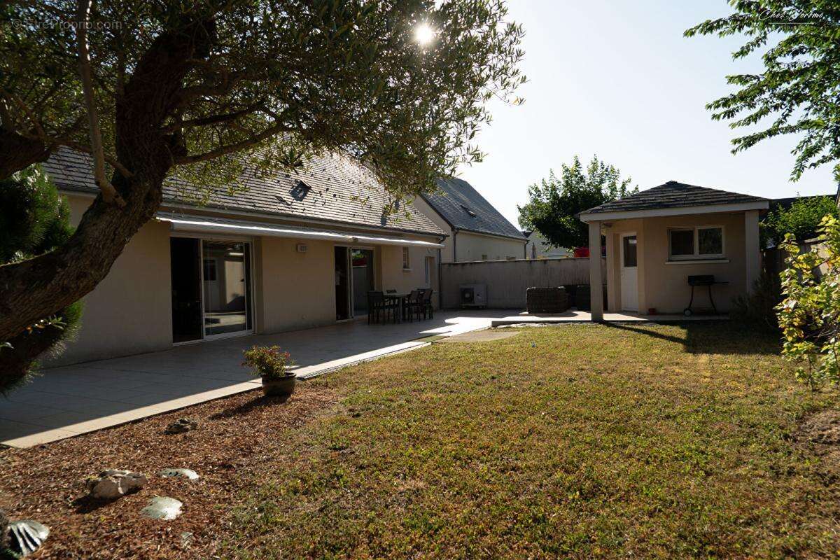 Maison à NOTRE-DAME-D'OE