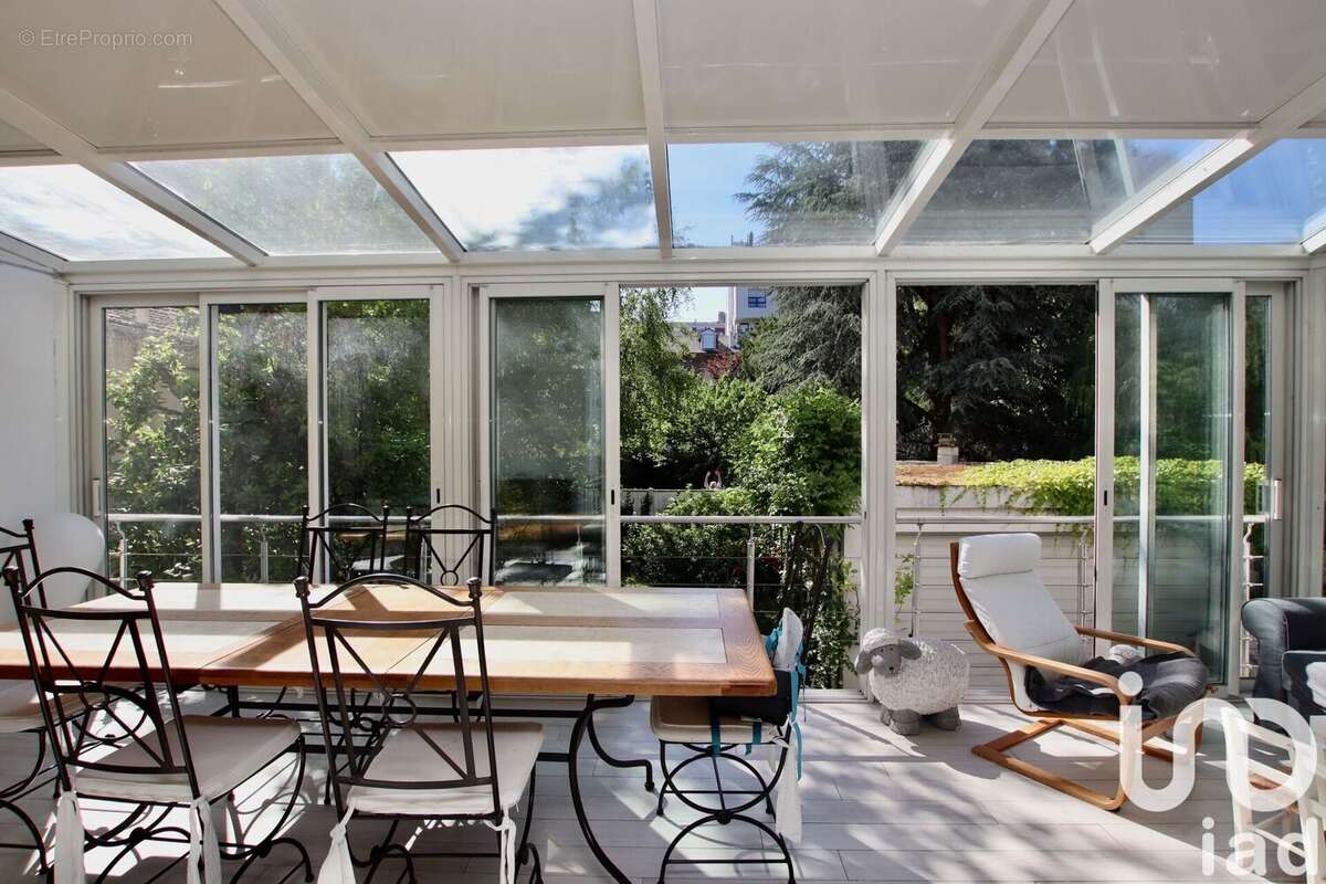 Photo 3 - Maison à CLAMART