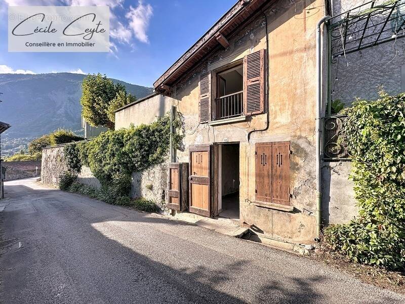 Maison à CORENC