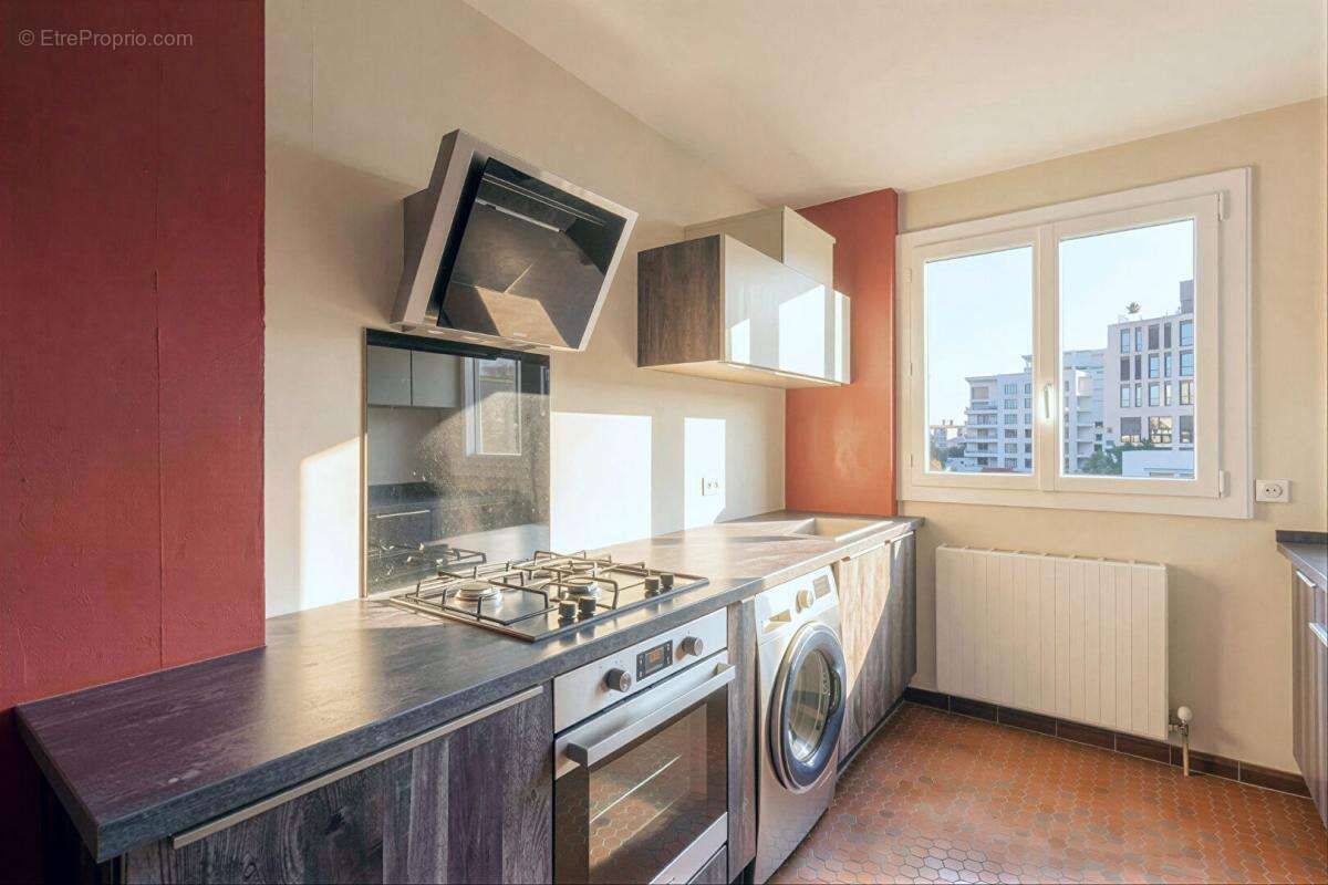 Appartement à LYON-8E