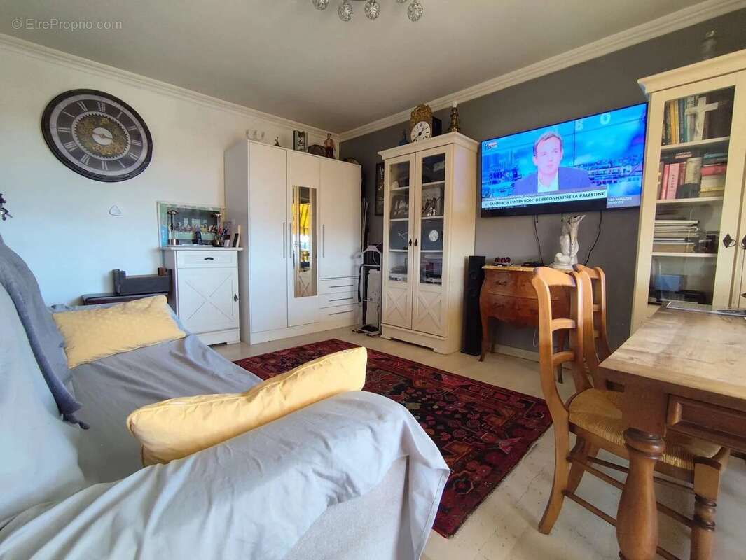 Studio 28 m²- parking - photo 5
