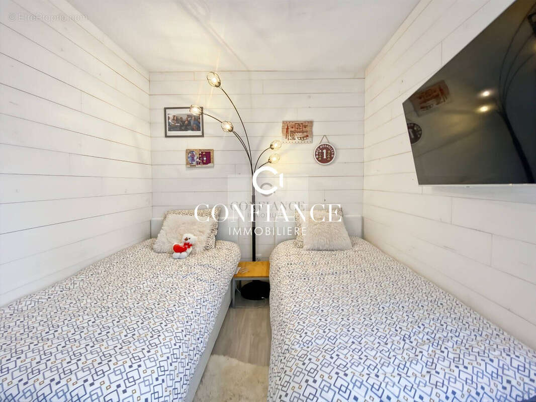Appartement 65 m² à Saint-Etienne-De-Tinee  - photo 9