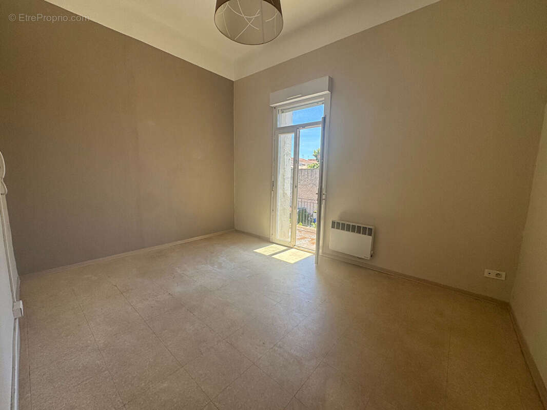 Maison Istres 4 pièce(s) 118 m2 - photo 4