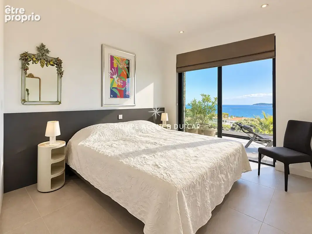 Appartement en dernier étage vue mer panoramique proche du centre de sainte maxime - photo 13