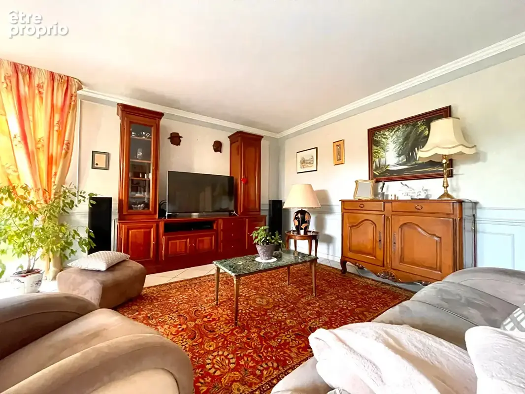 Appartement DIJON 5 Pièces 129 m² - Rez-de-jardin - Quartier Carrières Bacquin - photo 3