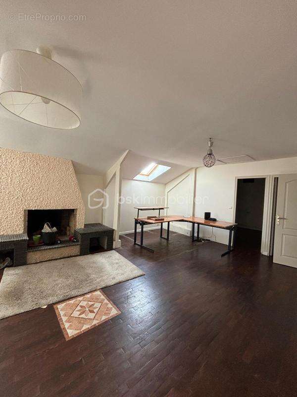 Maison à NEUILLY-PLAISANCE