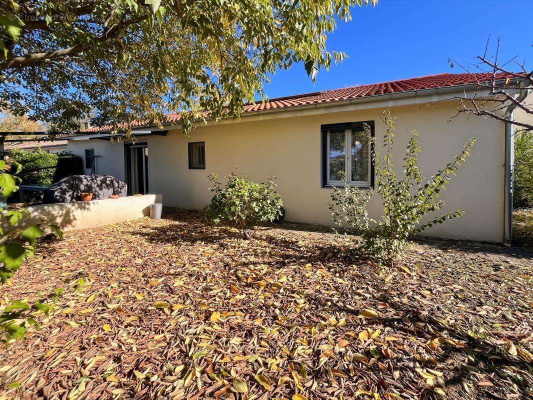 Maison à LIVRON-SUR-DROME