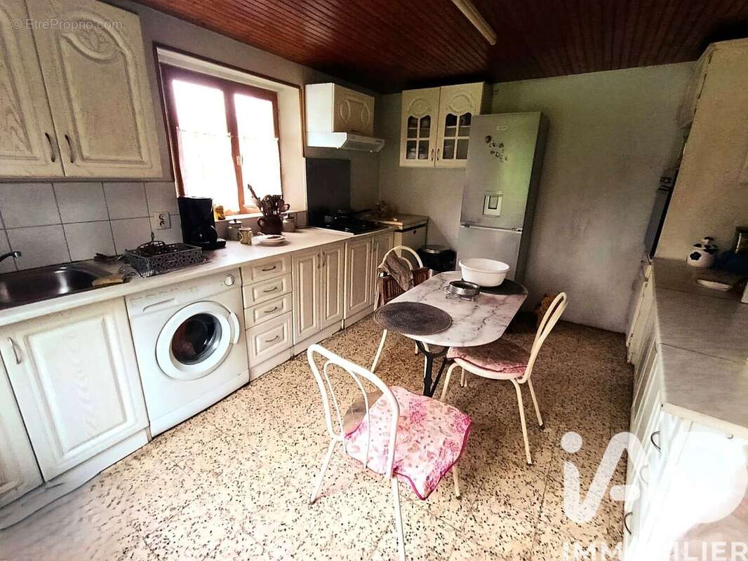 Photo 2 - Maison à ARCES-DILO
