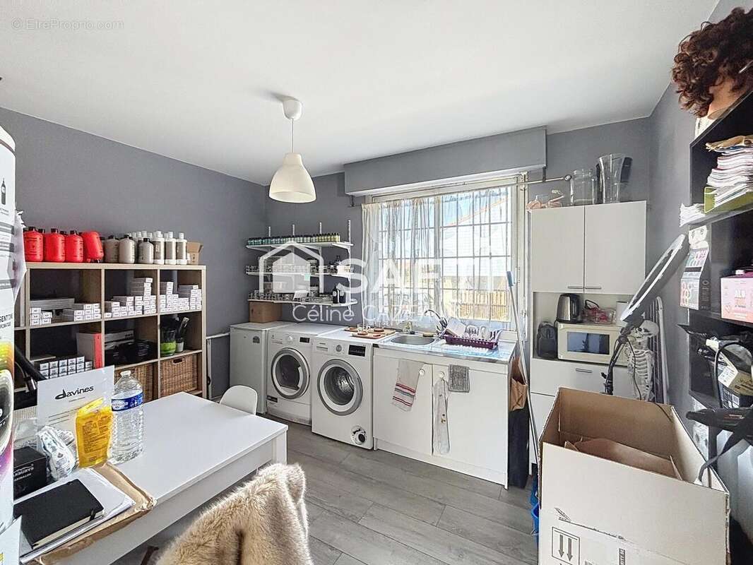 Commerce 67 m² à Eysines  - photo 6
