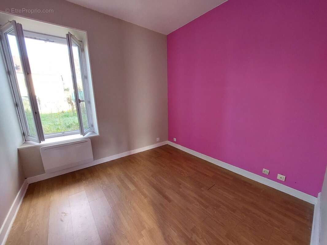 Maison à SAINT-GERMAIN-DES-FOSSES