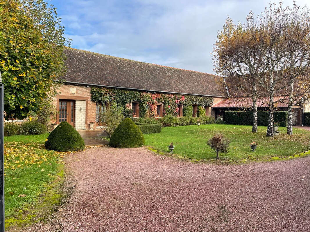 Maison à GROSSOEUVRE
