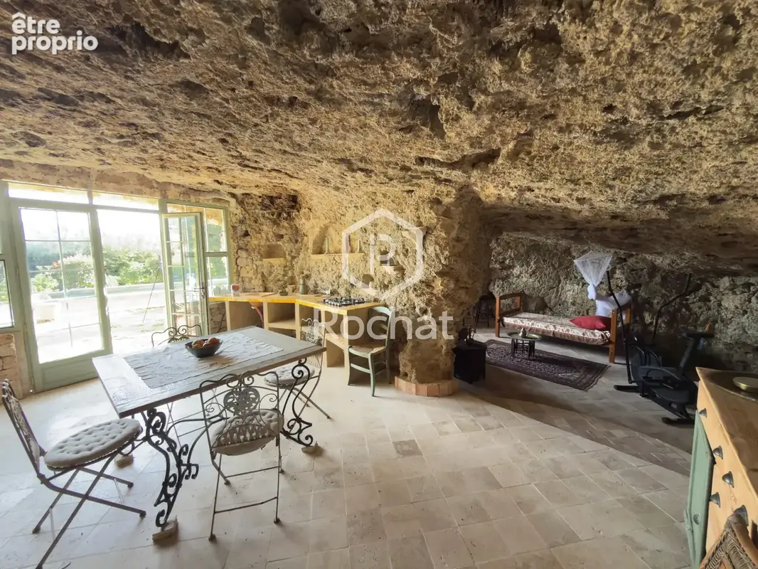 Salernes, maison avec piscine sur 1 628 m2 de terrain, vente en nue-propriété - photo 17