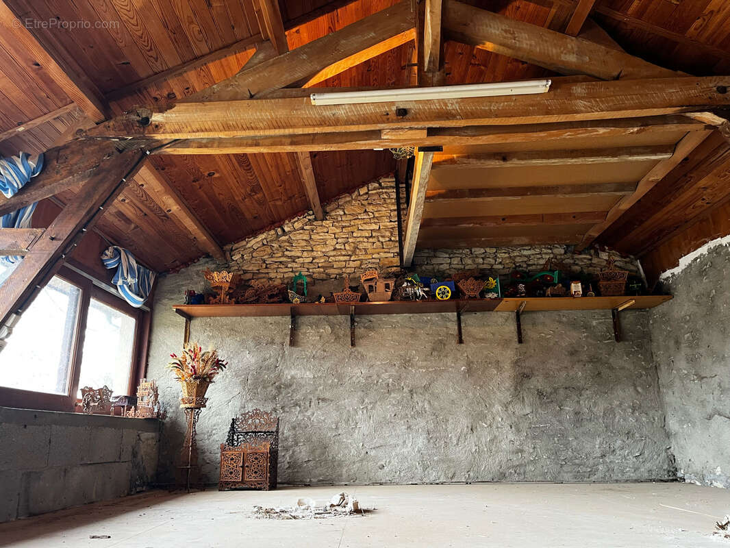 Charmante Maison de campagne habitable de suite avec jardin et dépendances - photo 9
