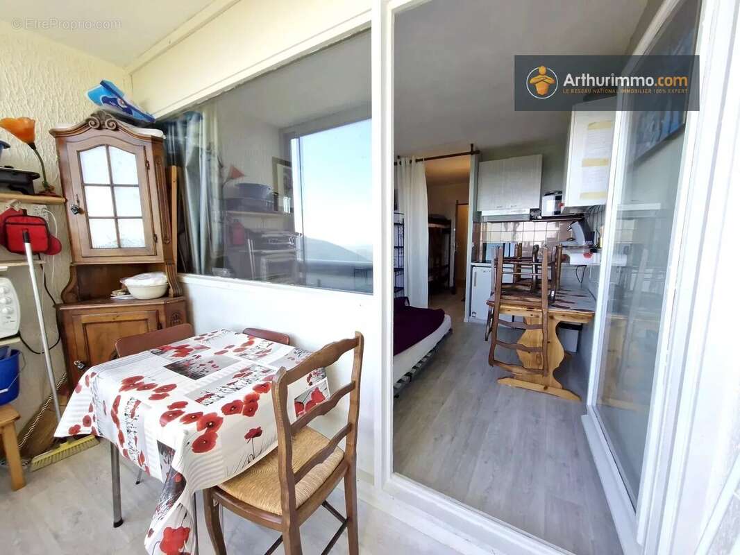 Appartement à MONTFERRIER