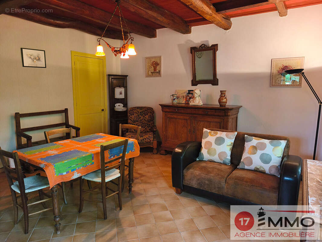 Maison de charme Thaire 3 pièce(s) 80 m2 - photo 6