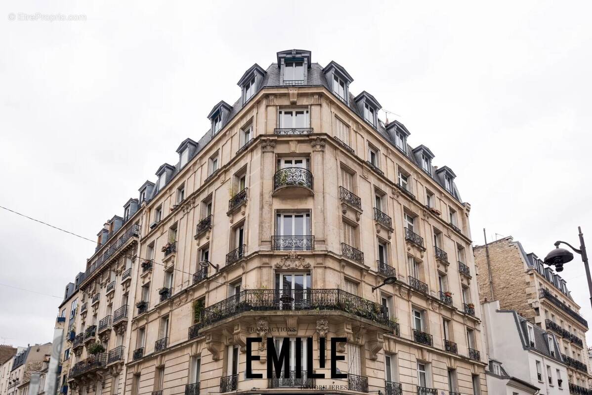 Appartement à PARIS-14E