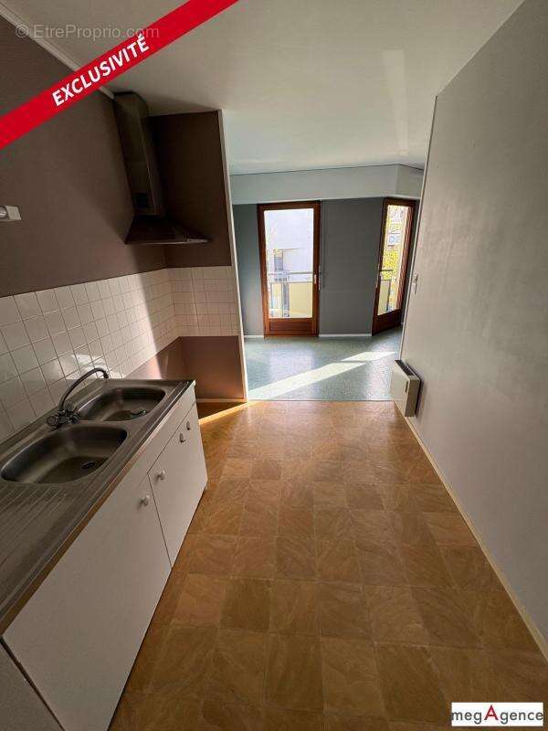 Appartement à REZE