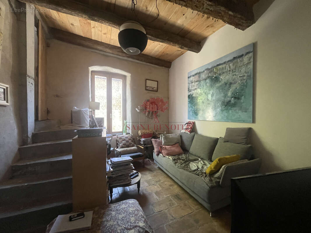 Maison à MONTPEYROUX