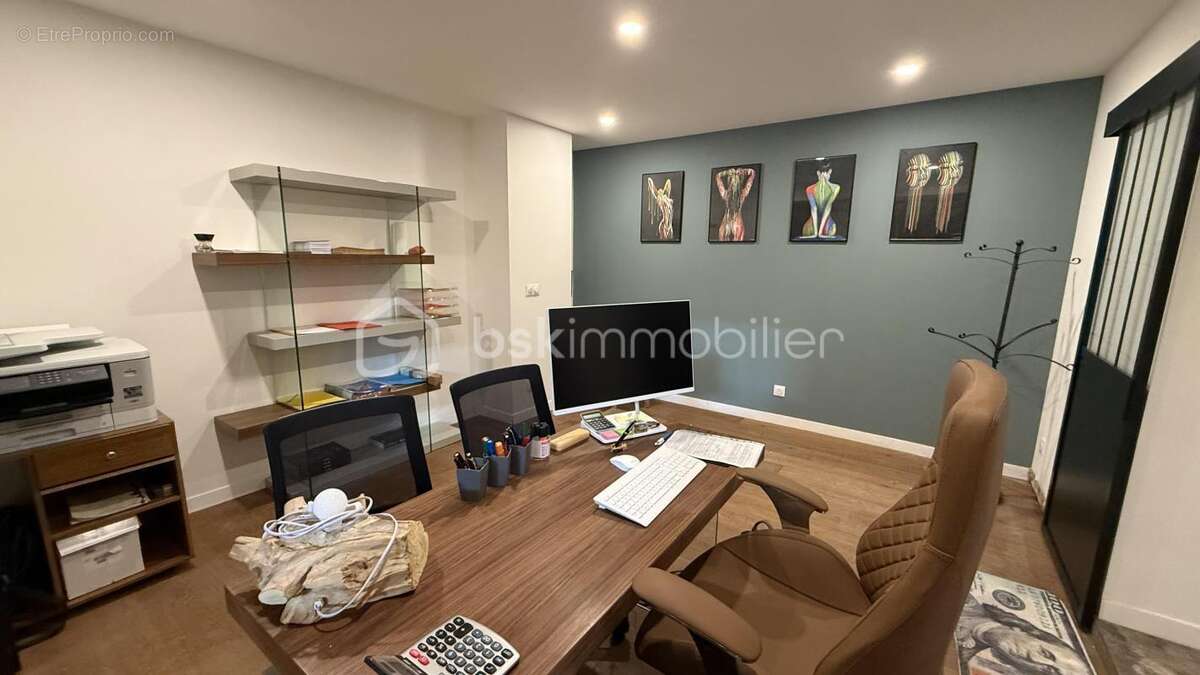 Loft industriel aménagé showroom professionnel - photo 5