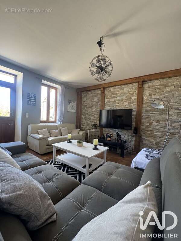 Maison 257 m² à Saint-Florent-Sur-Cher  - photo 4