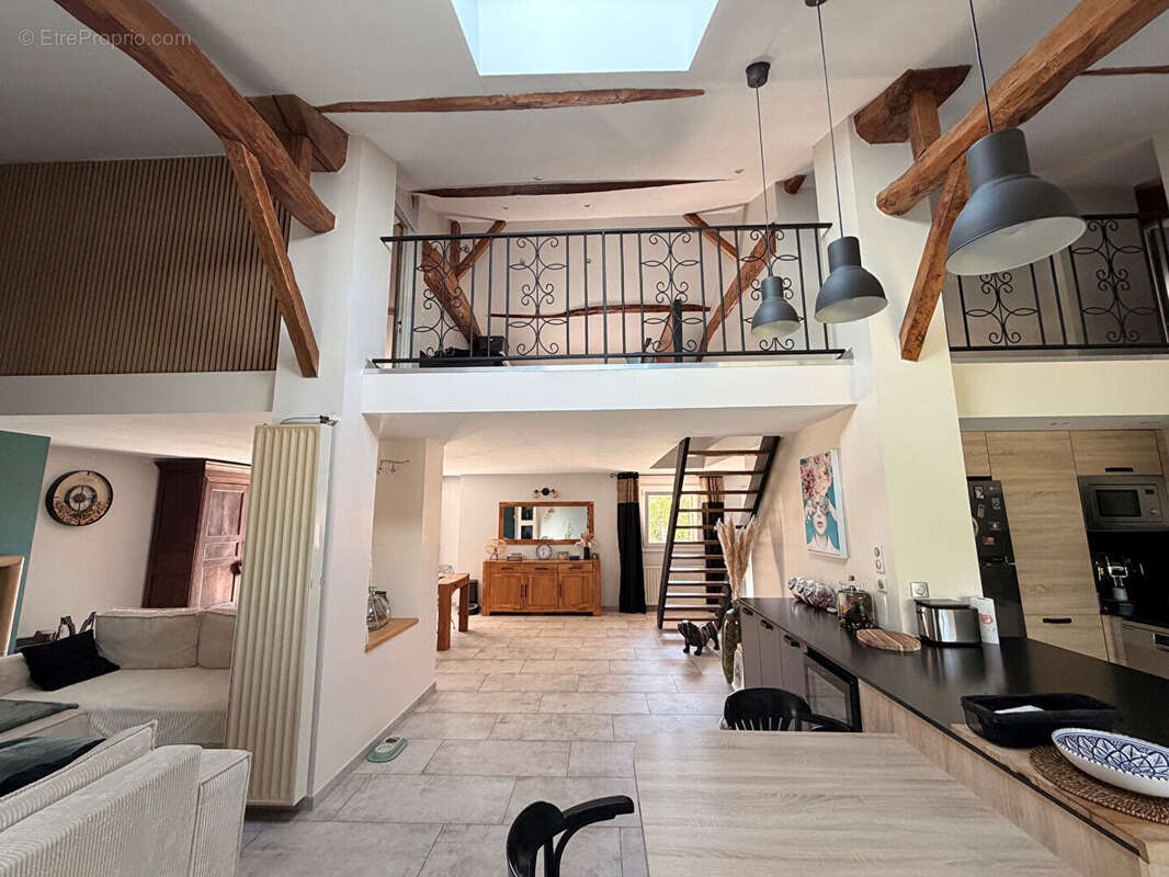 Maison à VONNAS
