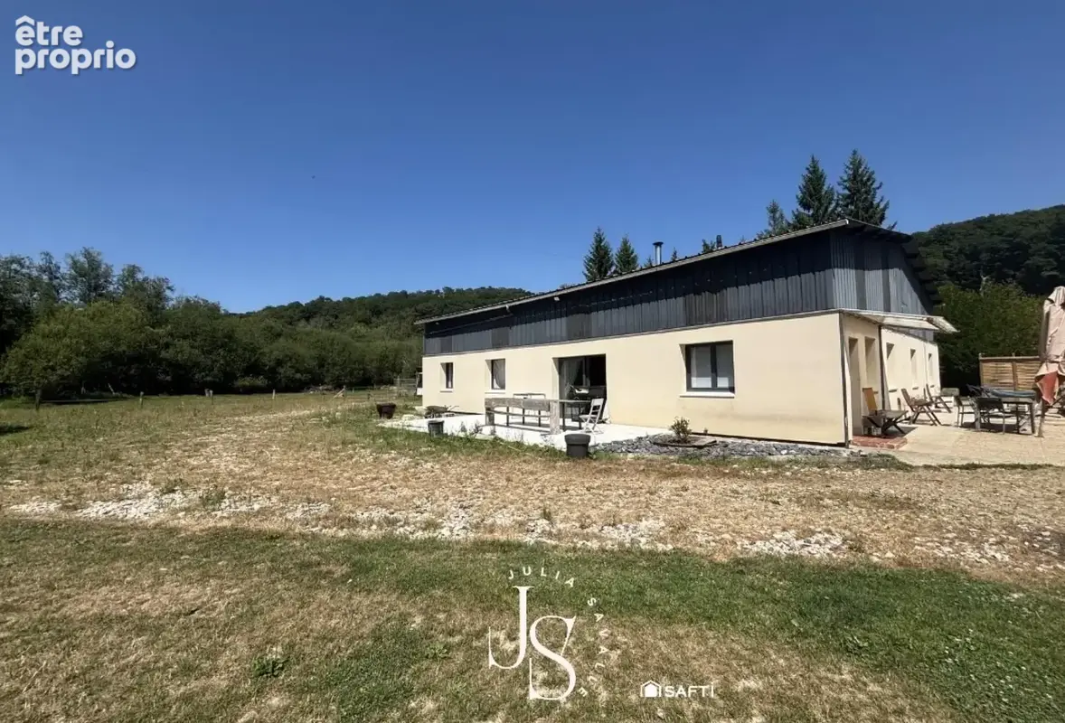 Photo 1 - Maison à MAULEVRIER-SAINTE-GERTRUDE
