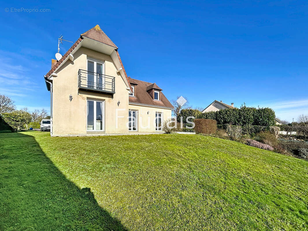 Maison à LESSAY