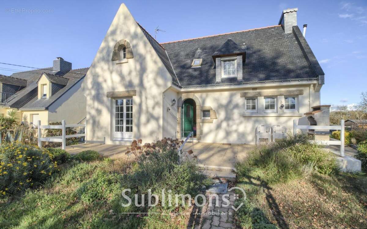 Maison à SAINTE-HELENE