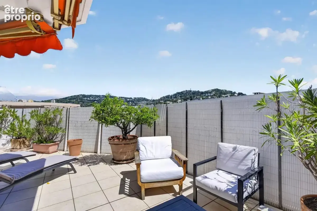 50m2 terrasse dernier étage. 100m croisette. - photo 4