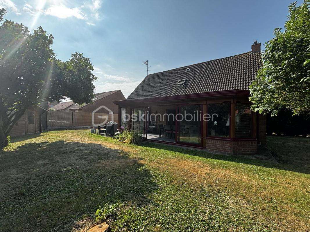Maison individuelle 155 m² 6 pièces à Aubry-du-Hainaut - photo 2